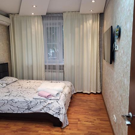 Apartments Ahmetova 6 32 アルマトイ エクステリア 写真